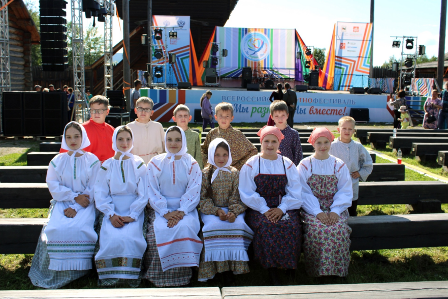 Для жителей и гостей Иркутска в Год семьи организованы фольклорные программы в Ремесленном подворье