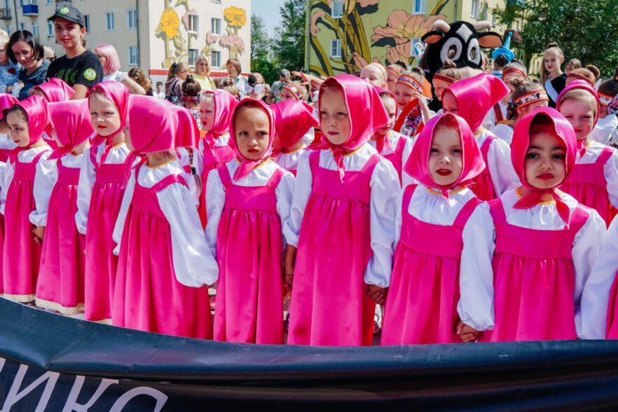 Карнавальным шествием отпраздновали в Черемхово детский День города