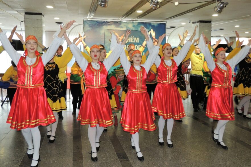 День народного единства отпраздновали в Иркутской области