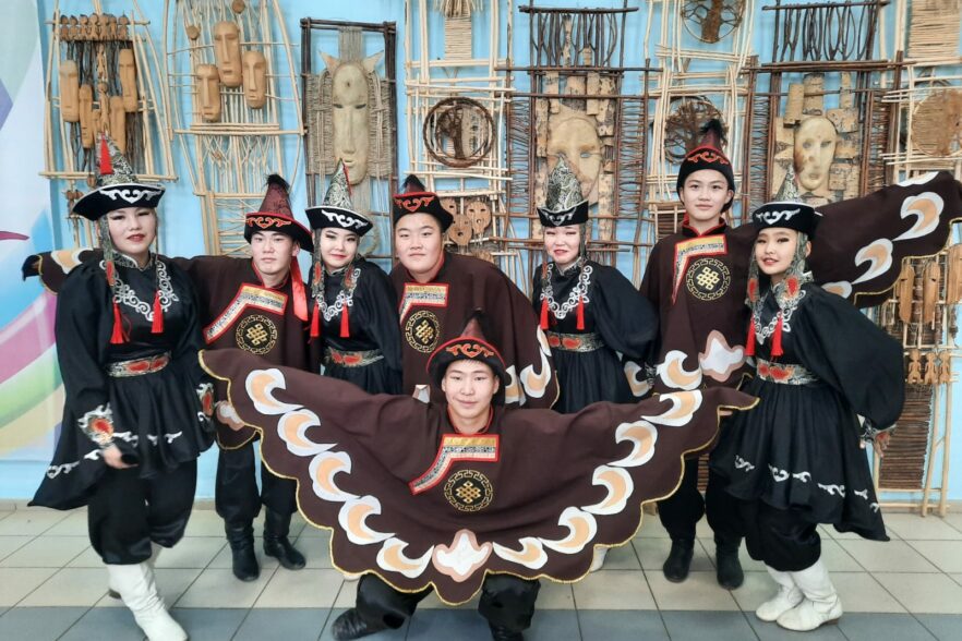 Танцевальный конкурс состоялся в Усть-Ордынском Бурятском округе