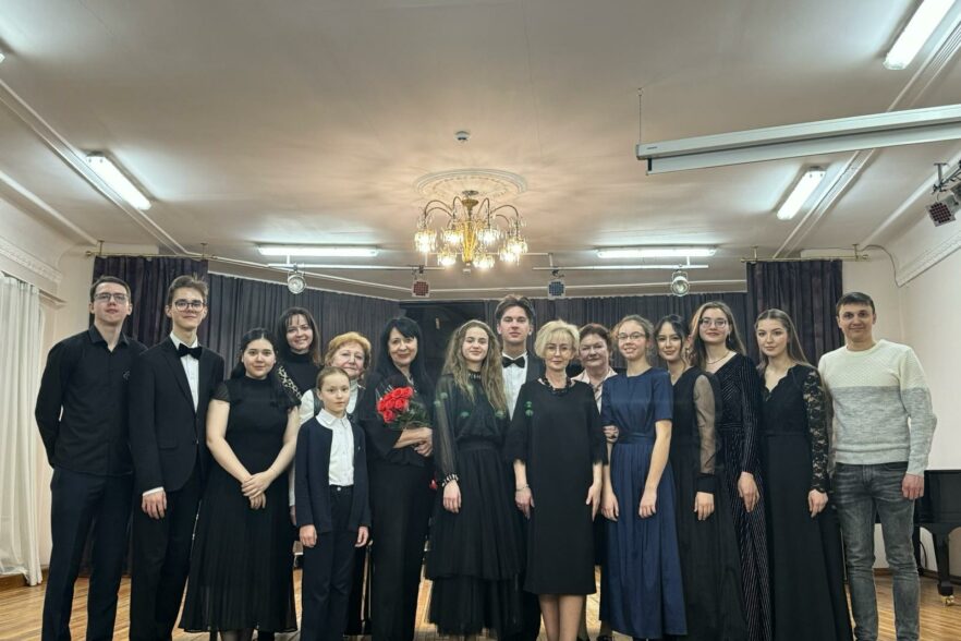 «С музыкой на века…»: в музыкальном колледже имени Фридерика Шопена состоялся концерт посвященный Любови Семенцовой