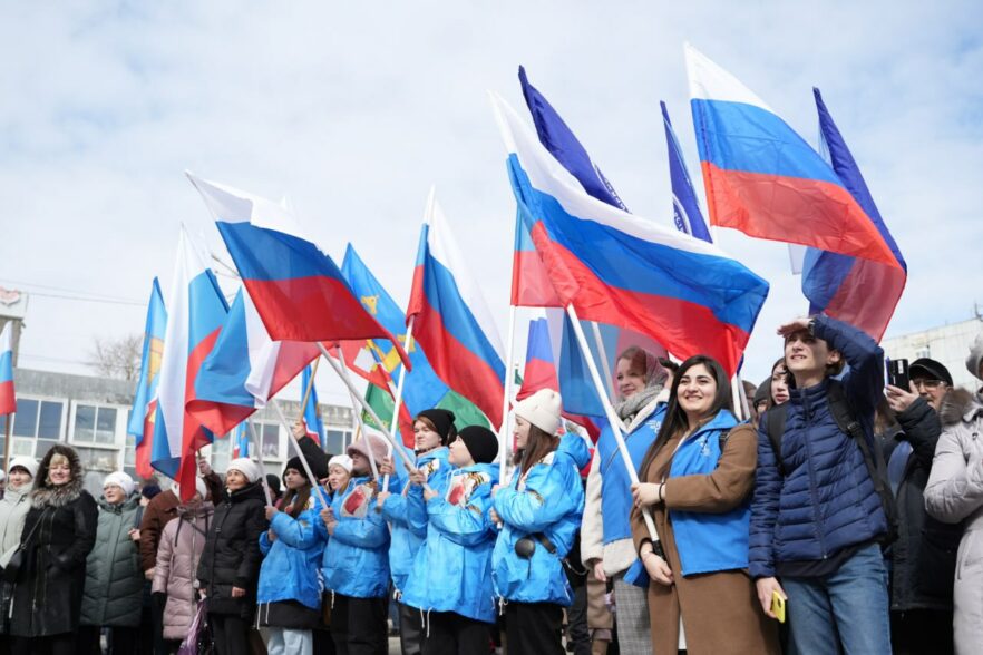 В столице Приангарья отпраздновали десятилетие воссоединения Крыма и Севастополя с Россией