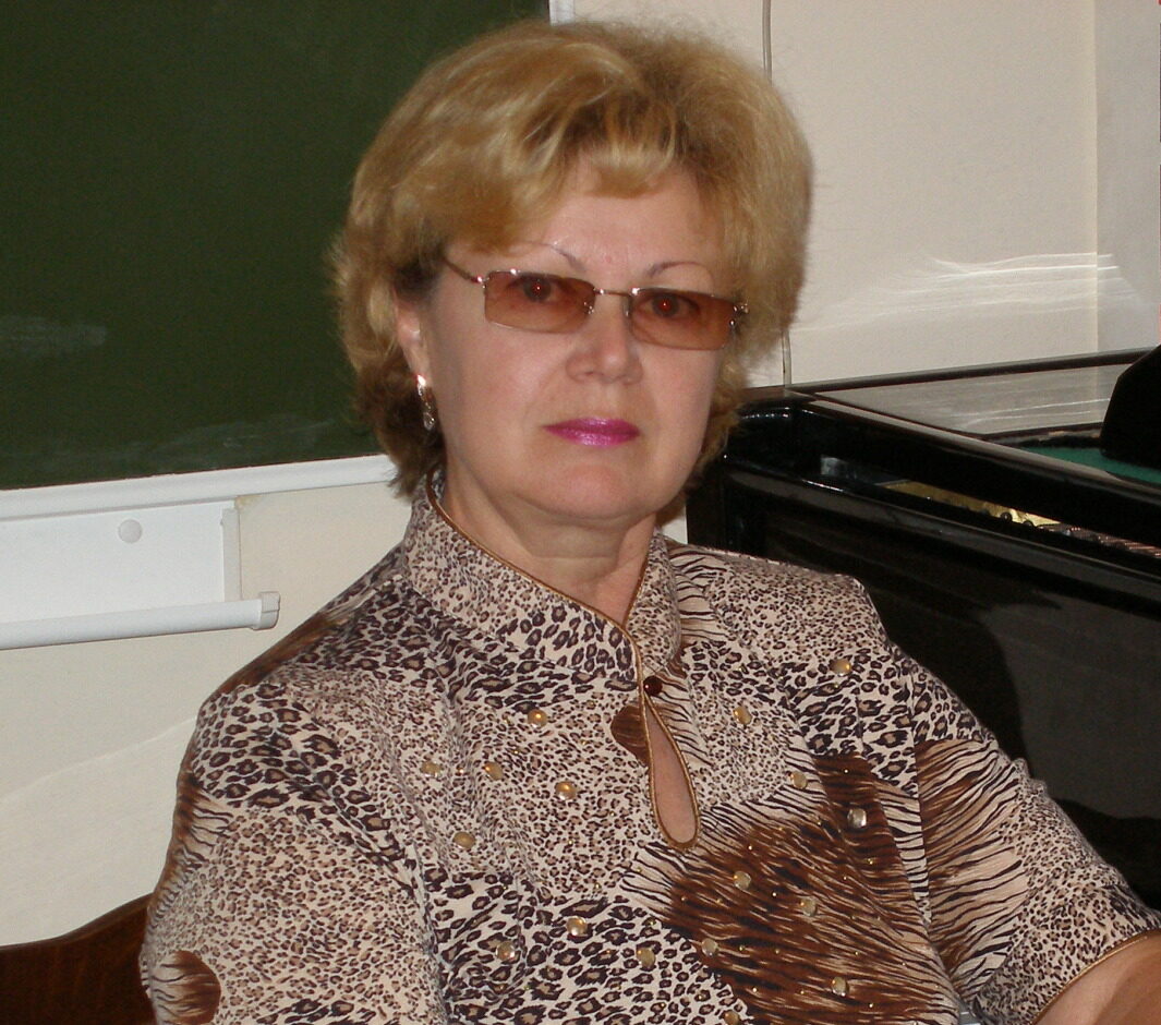 Светлана Попова