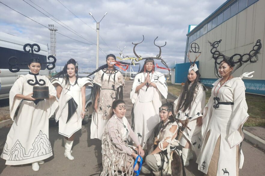 Семиметровое панно из войлока создали на фестивале «Юрта – символ согласия»