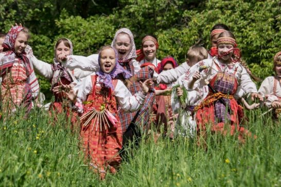 Занимательный урок для детей «Мир народного творчества:сказки,пословицы,загадки»