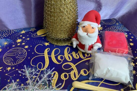 Мастер-класс по лепке новогодней игрушки «Дед Мороз»