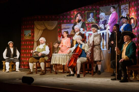 «Недоросля» поставили в театре народной драмы