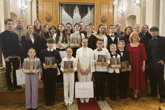 Самыми юными участницами «Байкальской токкаты» стали 8-летние органистки из Новосибирска