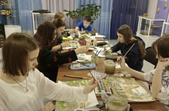 Юные художники Усть-Илимска приняли участие во Всероссийском изобразительном диктанте