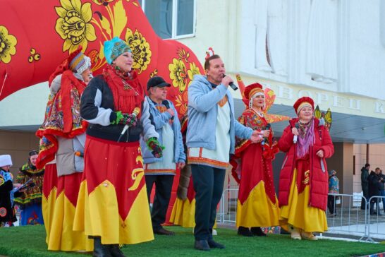 Шуми, Масленица!