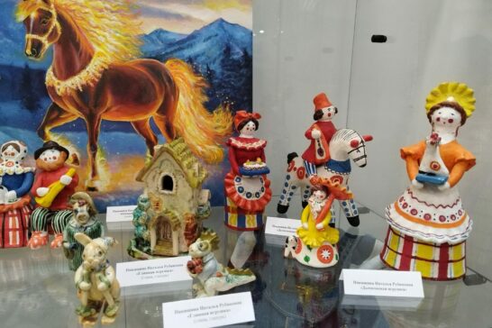 Зал декоративно-прикладного творчества открыли в Ангарске выставкой из 338 работ