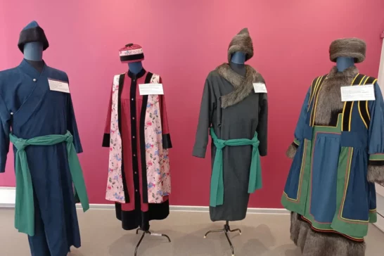 Рассмотреть в деталях старинные костюмы приглашают жителей Саянска