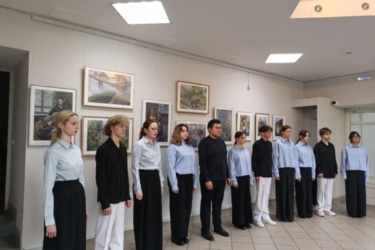 Детская школа искусств Усолья-Сибирского представила выставку в Иркутске