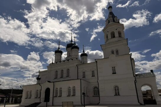 Реставрацию Воскресенского собора завершили в Верхоленске