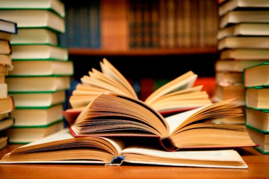 Книжная выставка к Дню Любви, Семьи и Верности в Библиотеке Большереченского клуба